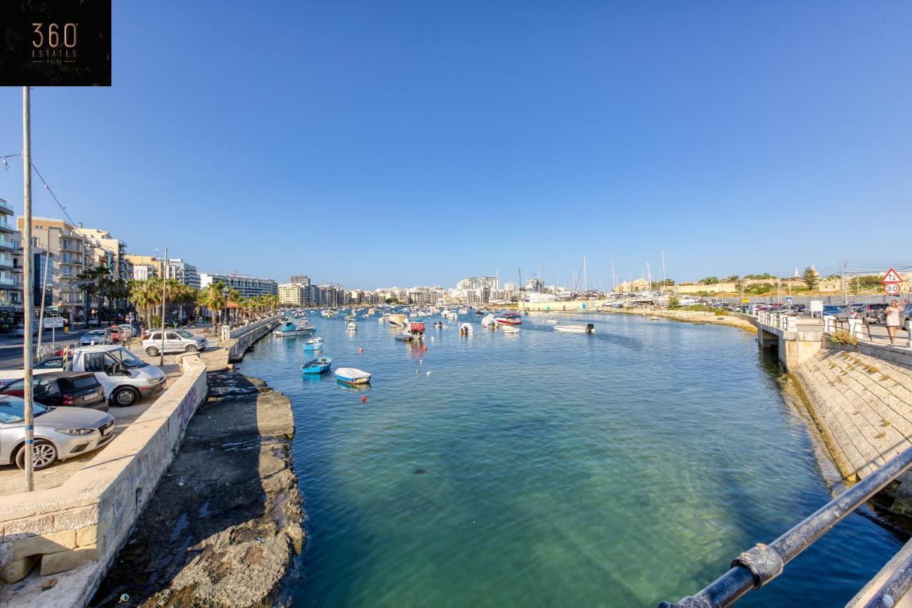 Gzira'S Seashore Stayaway Close To Manuel Island Kültér fotó
